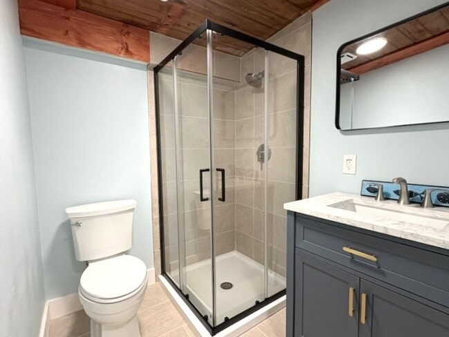 Building Photo - Beachside Bungalow in Ormond Beach!