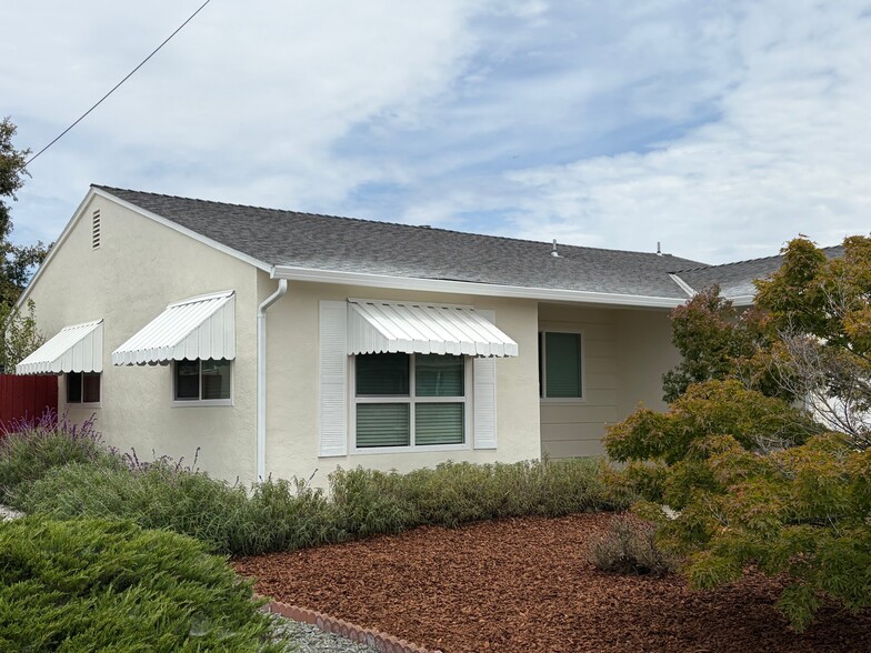 Building Photo - 1687 Lanier Ave