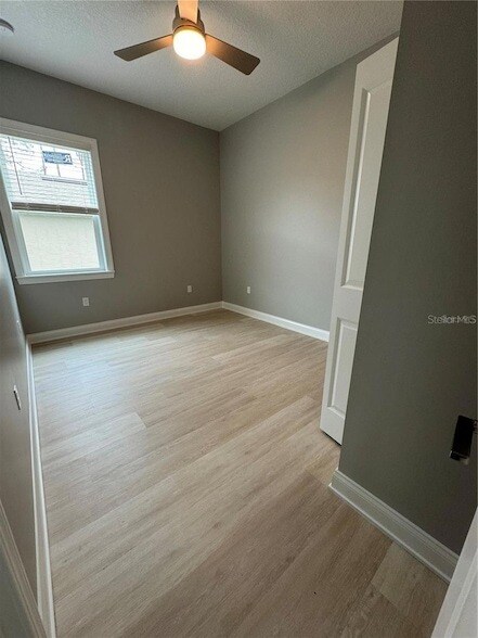 Building Photo - 44 Red Mill Dr