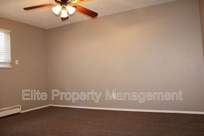 Building Photo - 5000 Red Creek Springs Rd