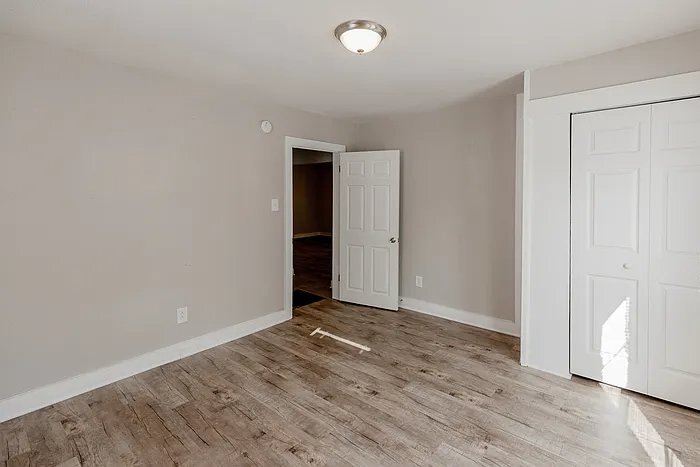 Building Photo - 712 2nd Way