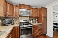 Building Photo - 7329 Ash St