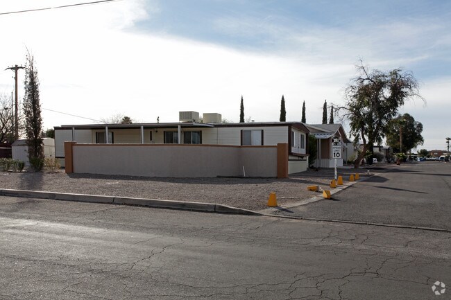 Building Photo - Copper Country Estates