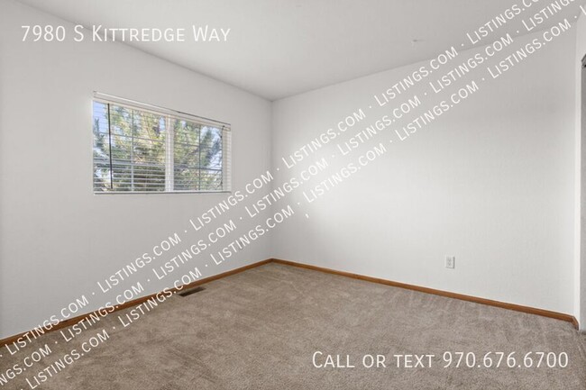 Building Photo - Spacious Townhome - Backs to Open Space!