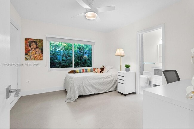 Building Photo - 397 Harbor Ct