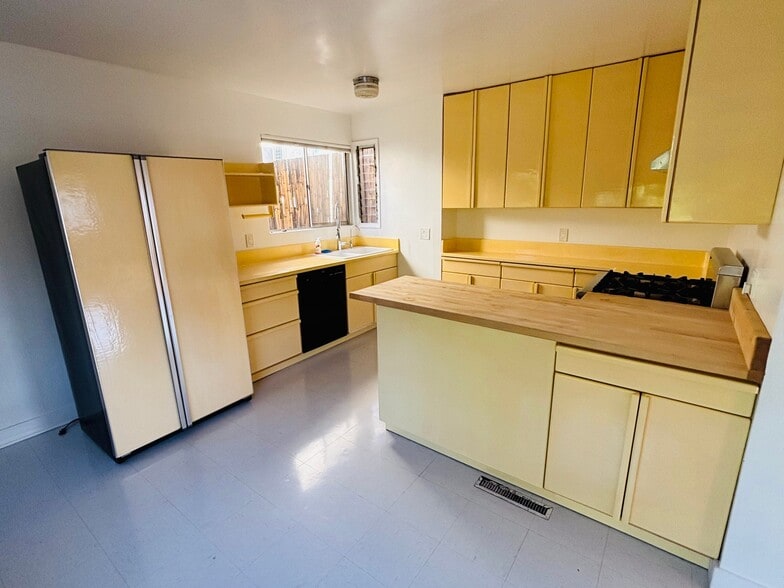 Building Photo - 2228 Berkeley Ave