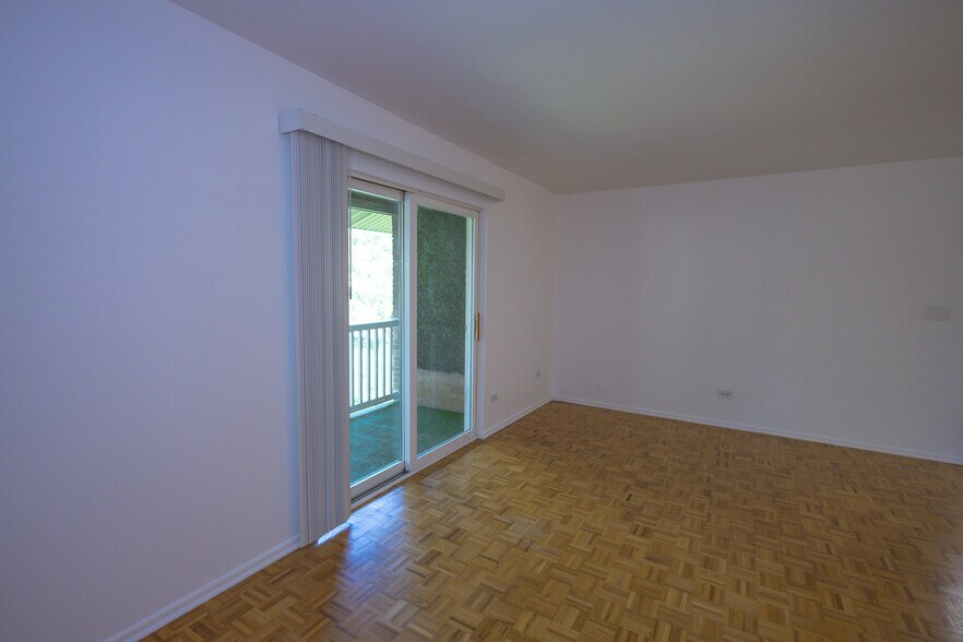 Building Photo - 930 Beau Dr