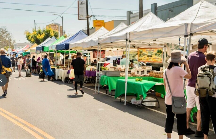 Building Photo - 4247 Inglewood Blvd