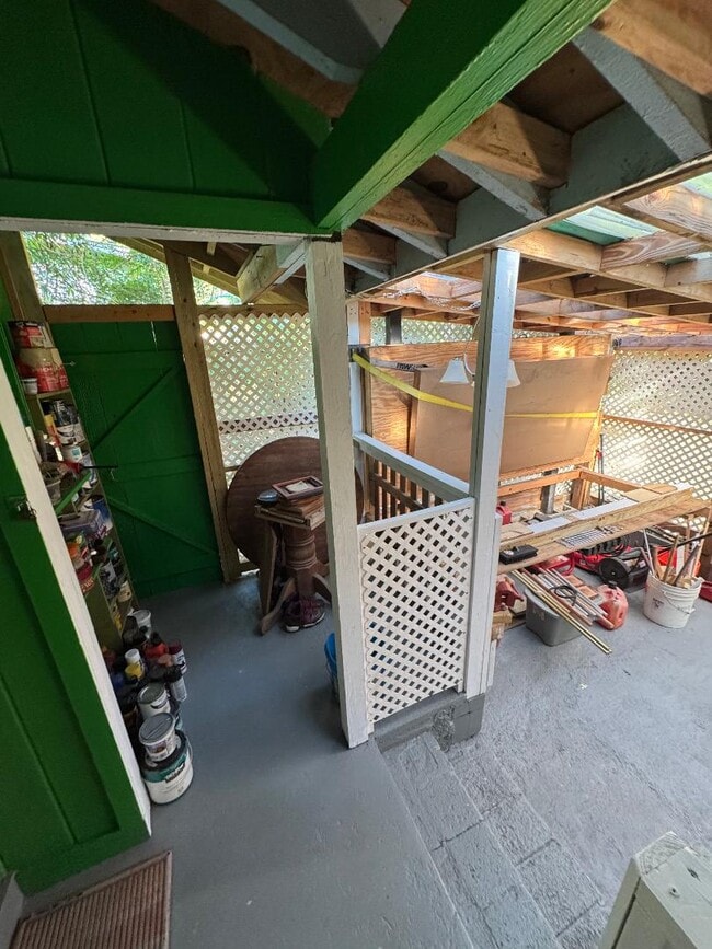 Building Photo - 1612 Pepper Dr