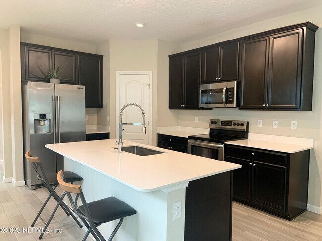 Building Photo - 6422 Longleaf Branch Dr