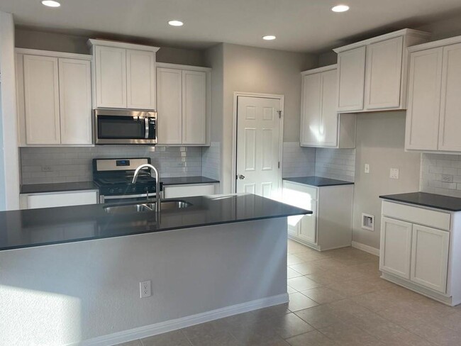 Building Photo - 12809 Gilliland Ln