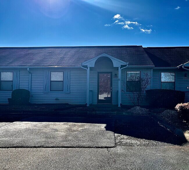 Building Photo - 1608 Windsong Ct