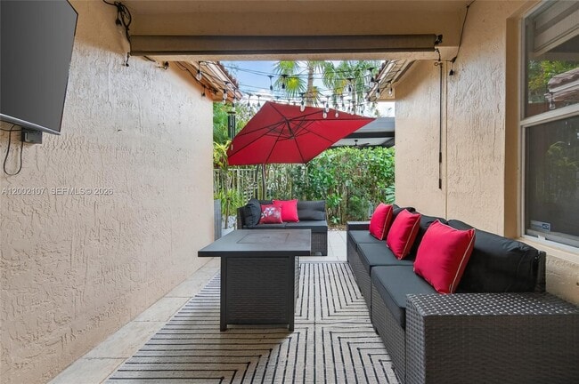 Building Photo - 1956 Pisces Terrace