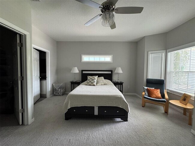 Building Photo - 1376 NW 120th Way