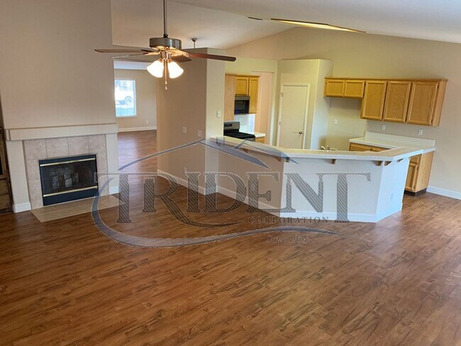 Building Photo - 2180 Gold River Dr