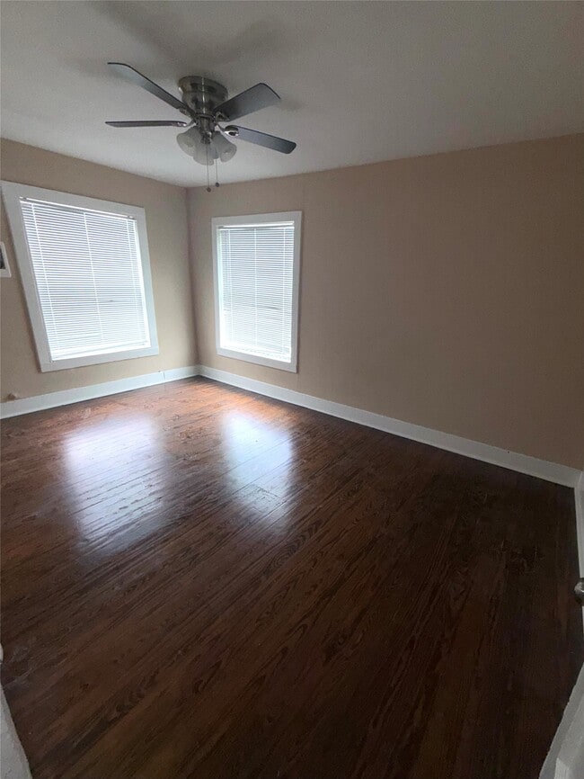 Building Photo - 7018 Avenue F