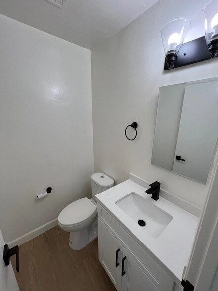 Building Photo - 4159 Elenda St
