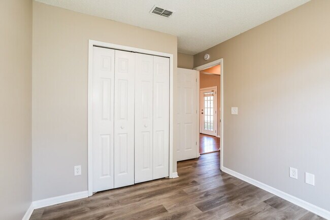 Building Photo - 8857 Spring Harvest Ln E