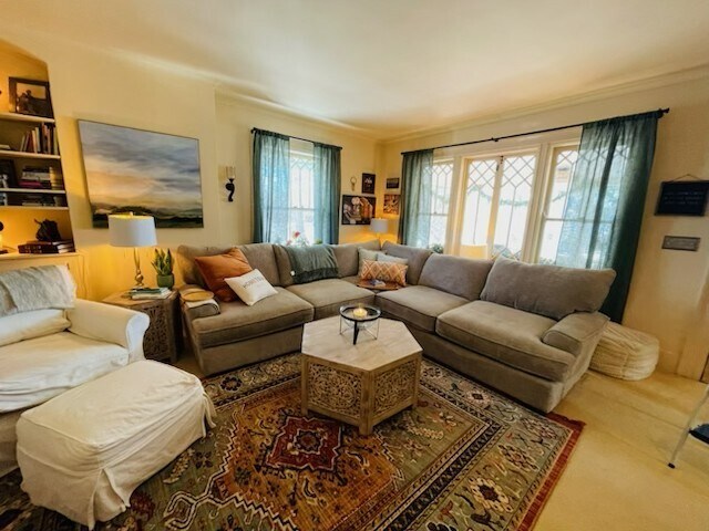 Large Living Room - 1016 Washington Ave