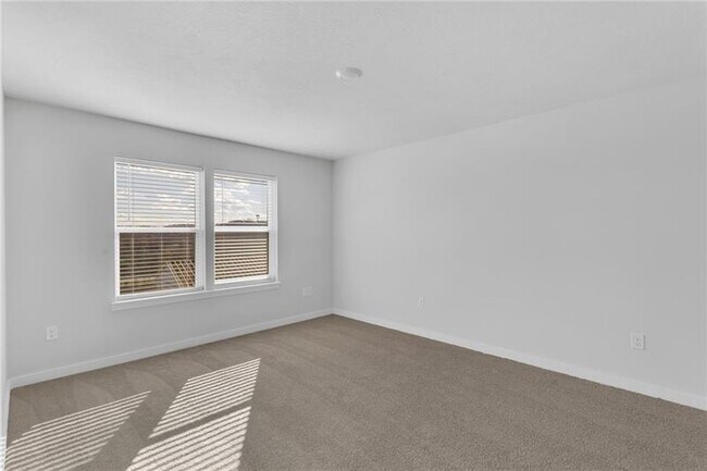 Building Photo - 126 Scotland Ln