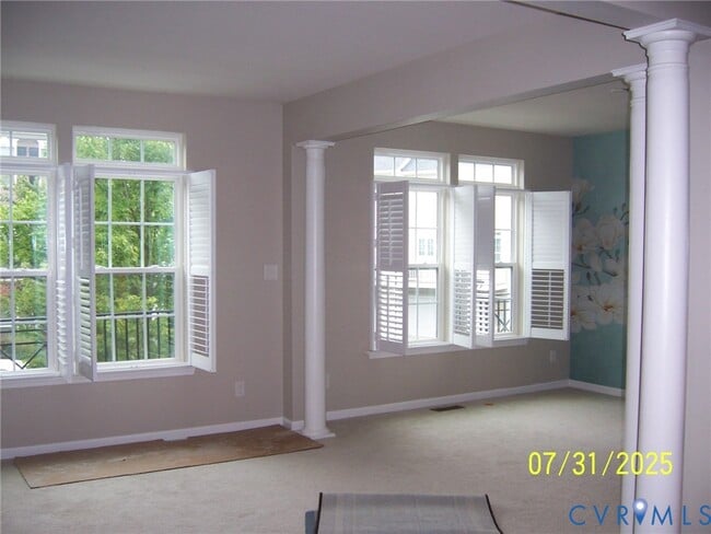 Building Photo - 1805 Liesfeld Parkway