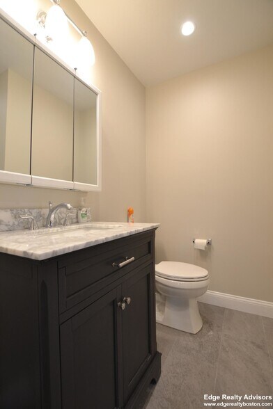 Building Photo - 68 Foster St