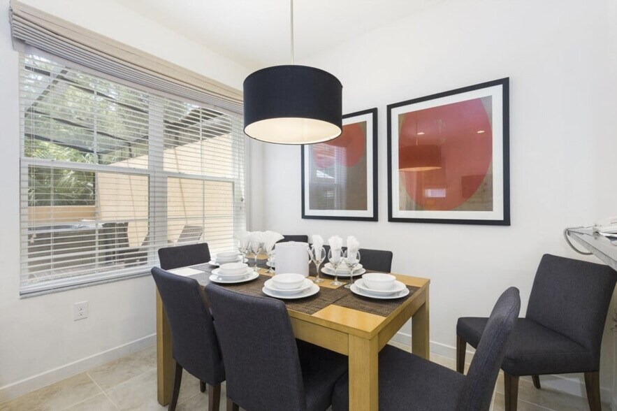 Building Photo - 2739 Corvette Ln