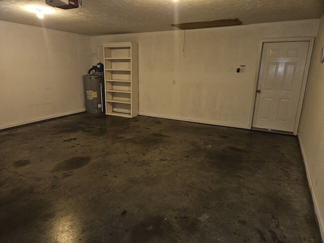 Building Photo - 403 Ford Ct