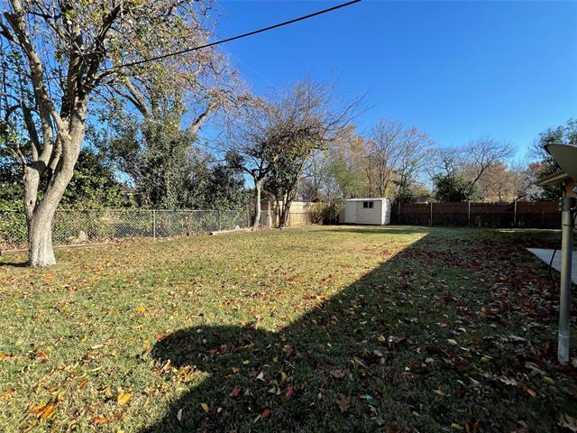Building Photo - 4616 Fawn Dr
