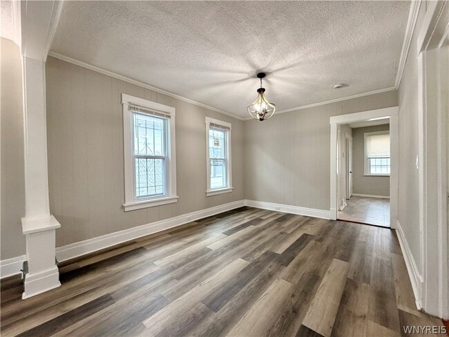 Building Photo - 35 Dorris Ave