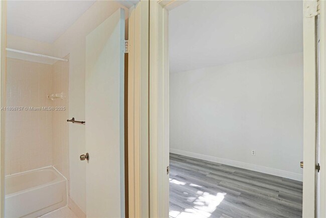 Building Photo - 3570 Magellan Cir