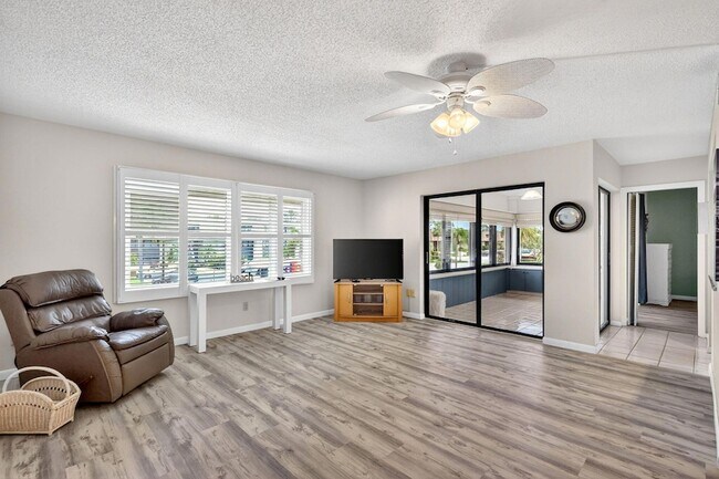 Building Photo - 1800 SE St Lucie Blvd