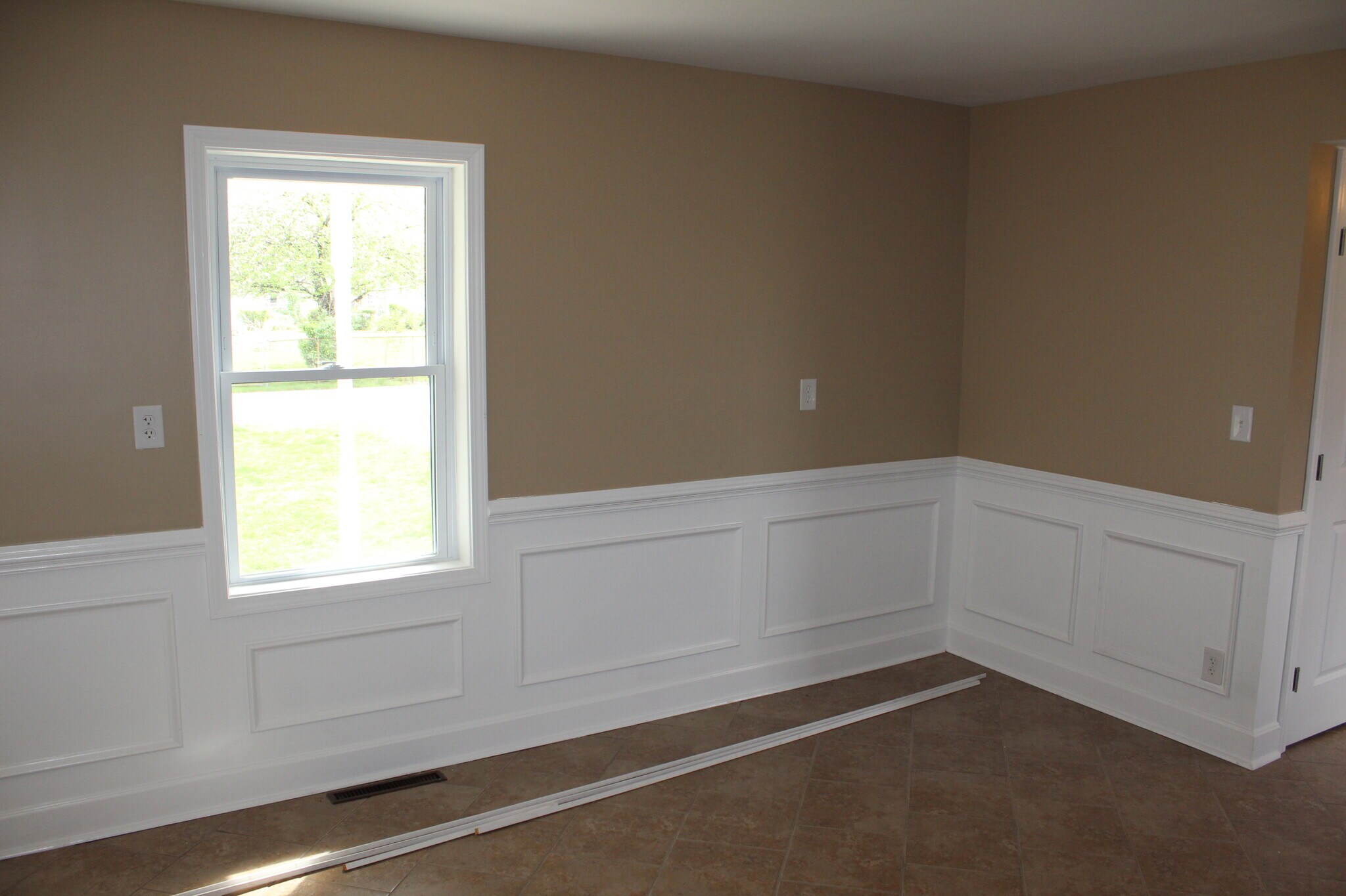 Building Photo - 2124 Ronnie Ave