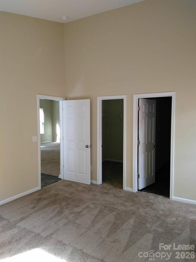 Building Photo - 7708 E Lane Dr