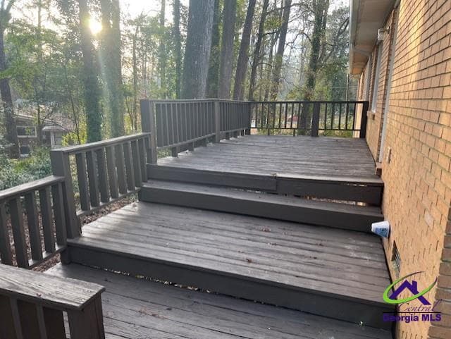 Building Photo - 308 Skyway Dr