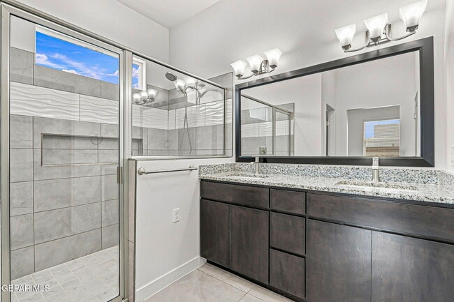 Building Photo - 13868 Paseo de Loma Ct