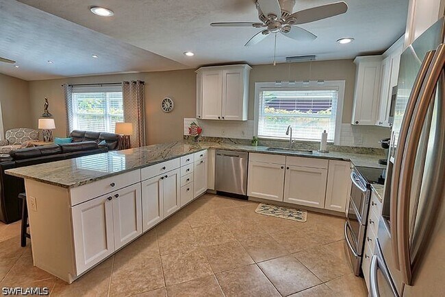 Building Photo - 793 97th Ave N