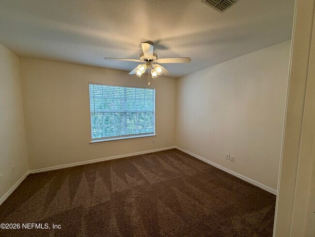 Building Photo - 1717 County Rd 220