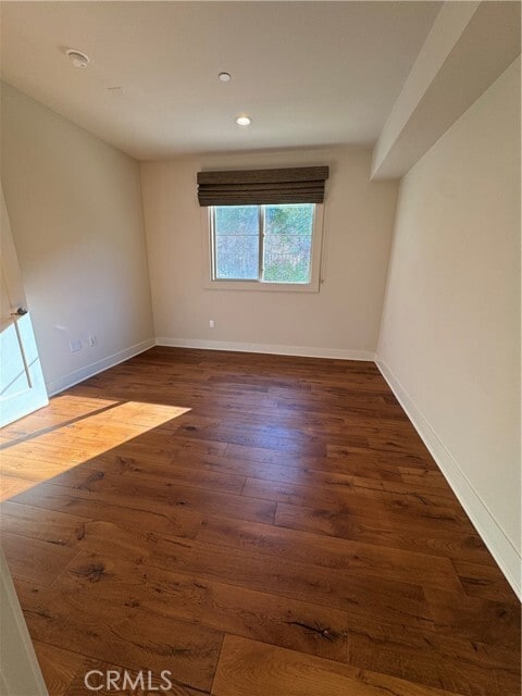 Building Photo - 627 Deep Valley Dr