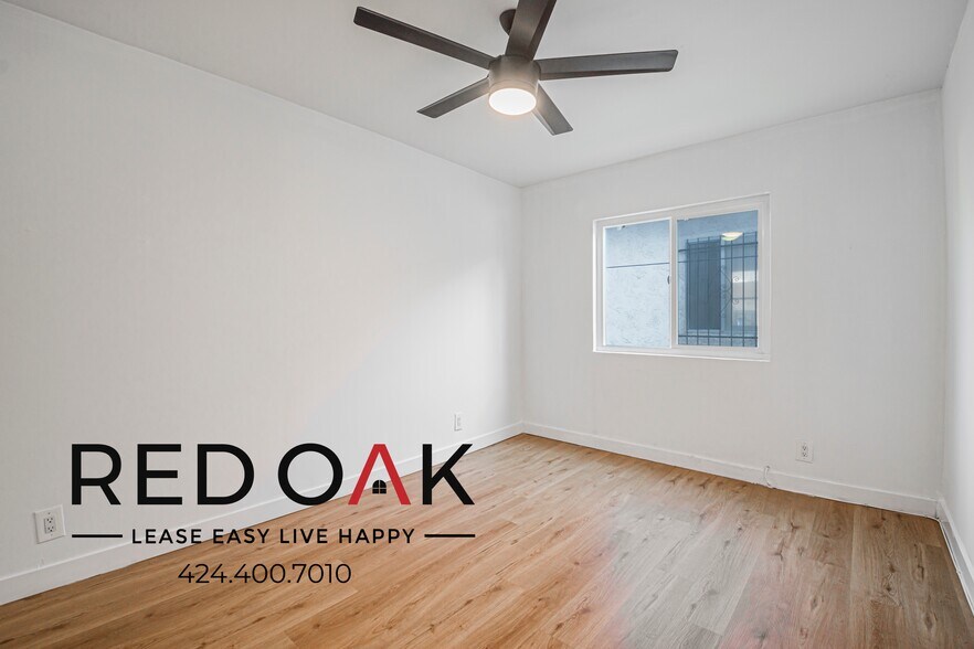 Building Photo - 340 W 87th St