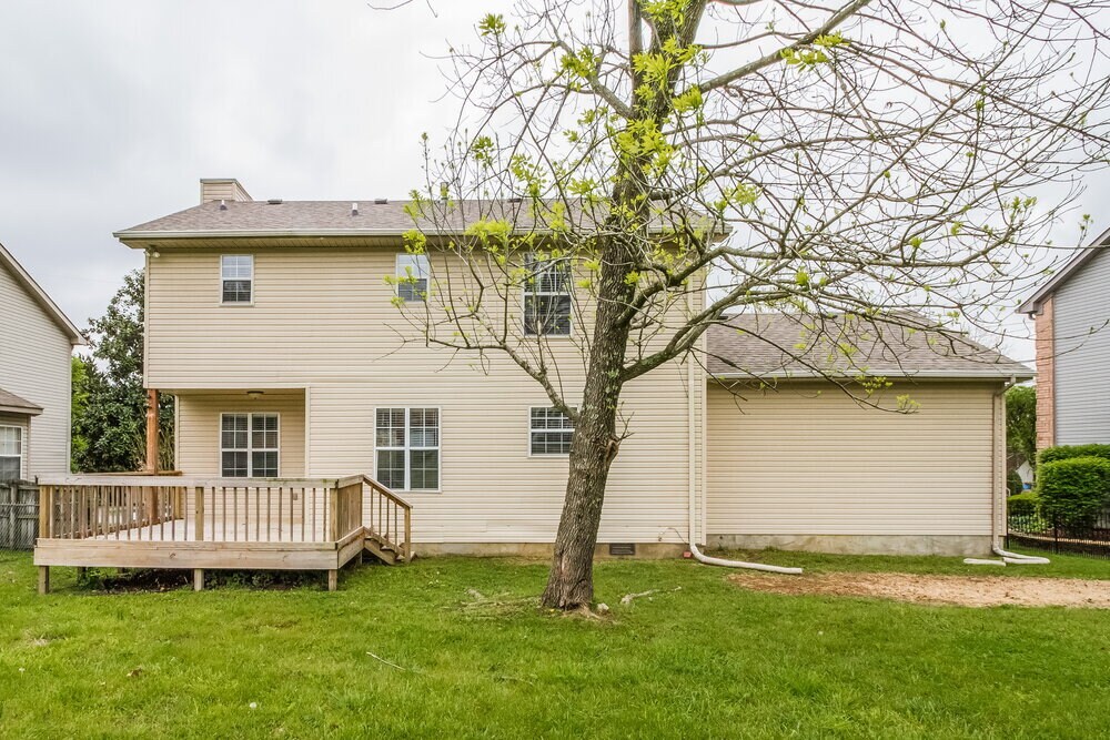 Building Photo - 2813 Louise Russell Dr