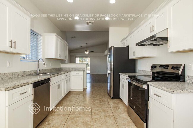 Building Photo - 15121 N 29th St