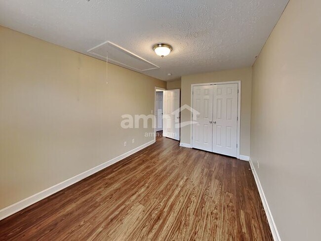 Building Photo - 110 Baker Springs Ln