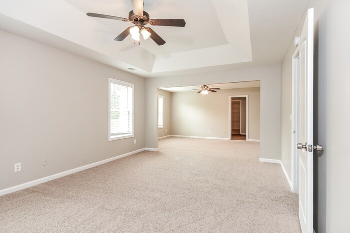 Building Photo - 39 Lenore Ct