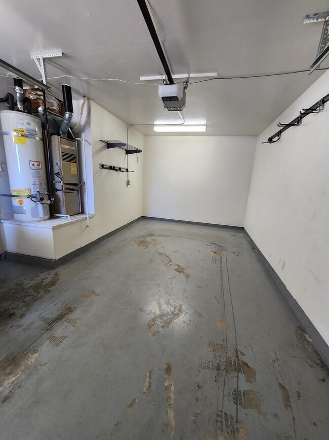 Building Photo - 4570 Armadale Way