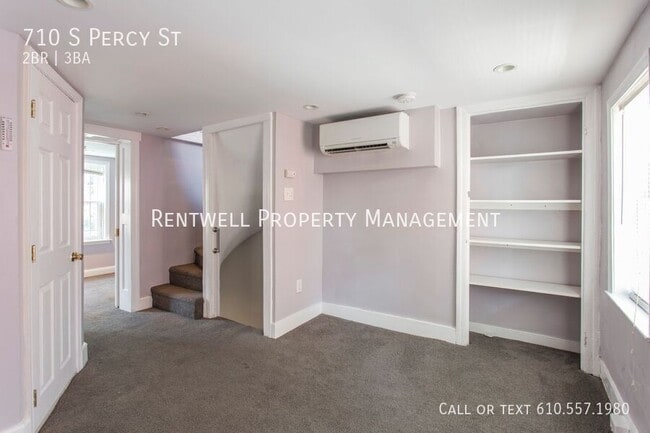 Building Photo - 710 S Percy St