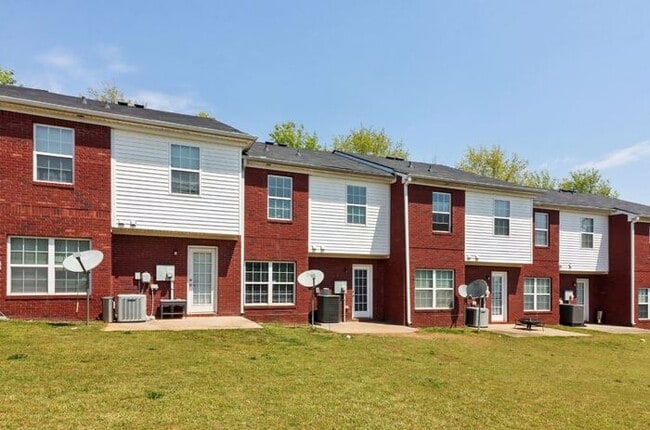 Building Photo - Fantastic 3bd/2.5ba home! Let yourself in!