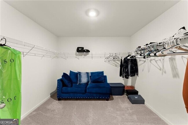 Building Photo - 157 Colbury St