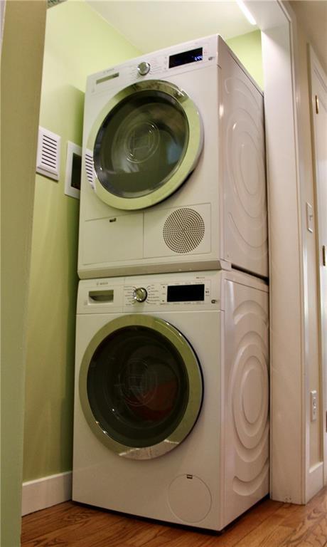 Building Photo - 39 Berrie Ln