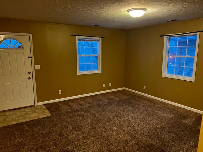 Building Photo - 2524 N Armstrong St